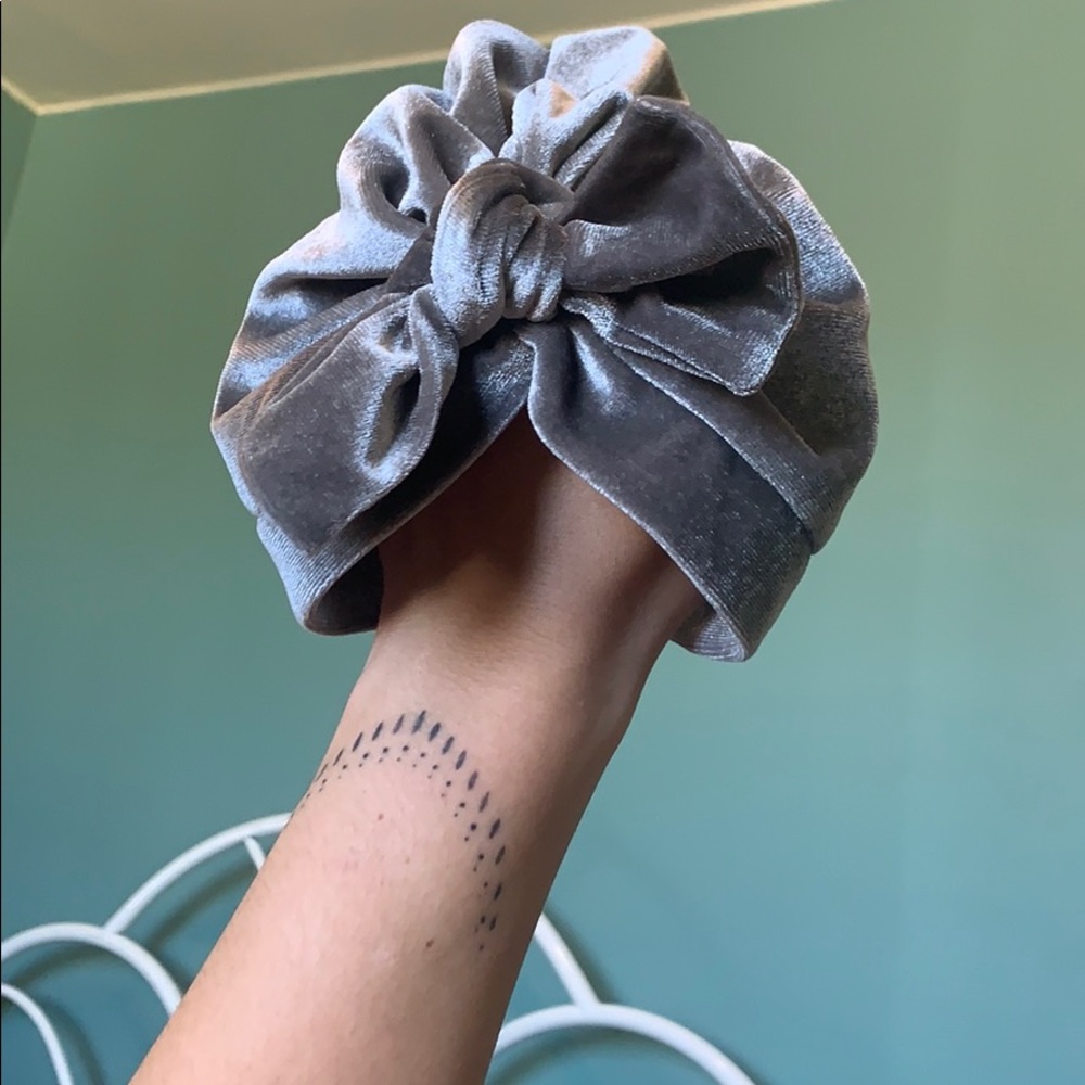 3/$10 Ava Olivia Velvet Baby Turban
